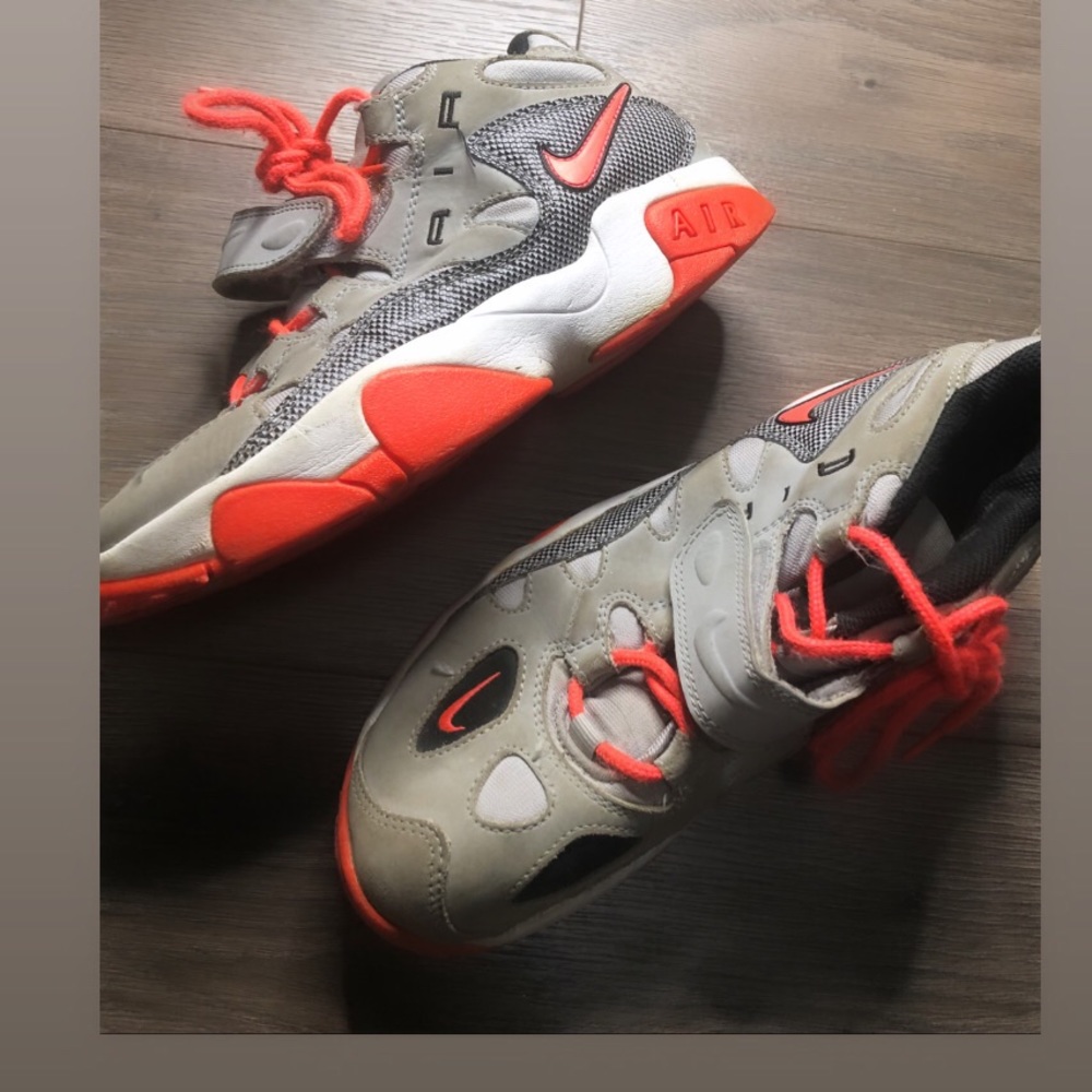 Nike shoes size 6